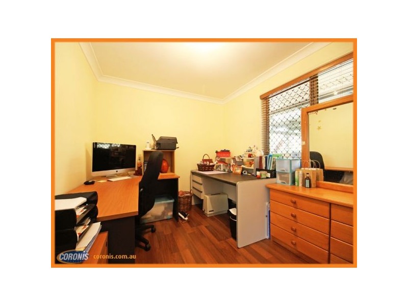 10 Poplar Place, Kallangur QLD 4503