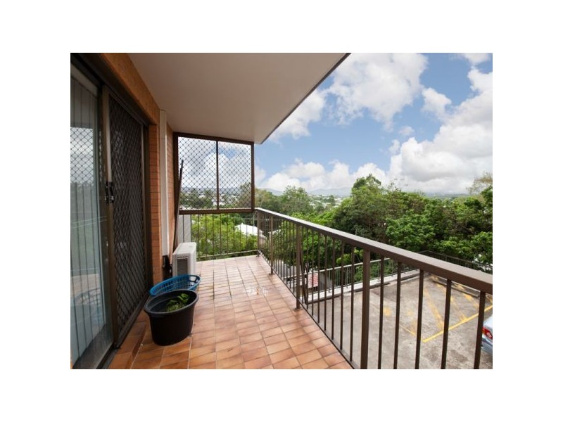 1/72 Lorimer  Terrace, Kelvin Grove QLD 4059