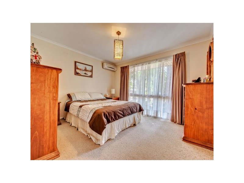 10 Darryl Street, Loganlea QLD 4131