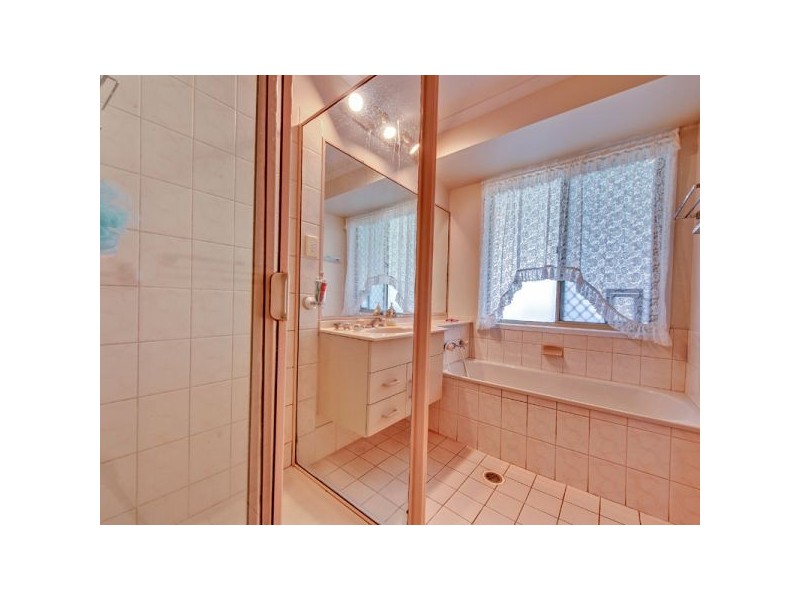 10 Darryl Street, Loganlea QLD 4131