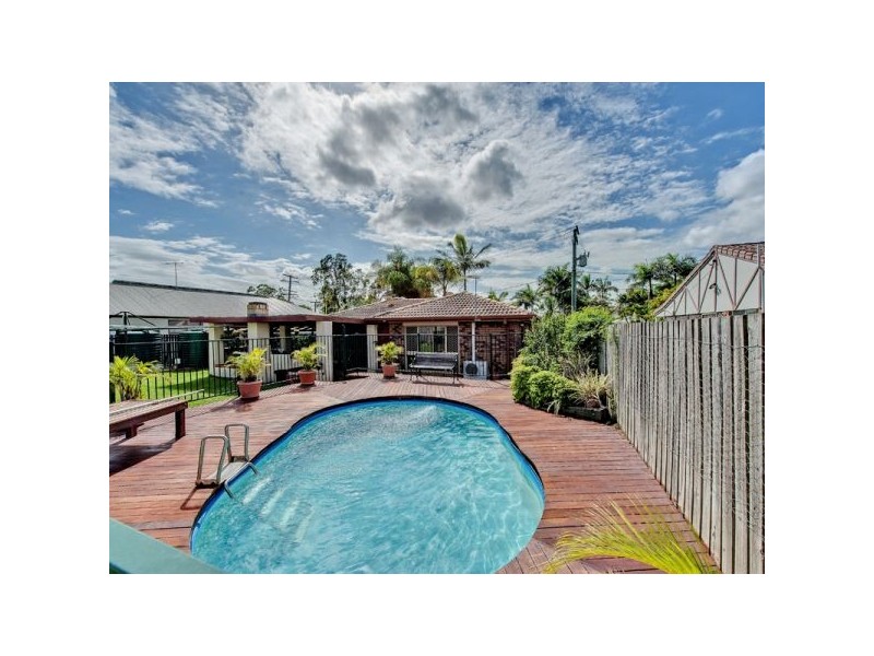 10 Darryl Street, Loganlea QLD 4131
