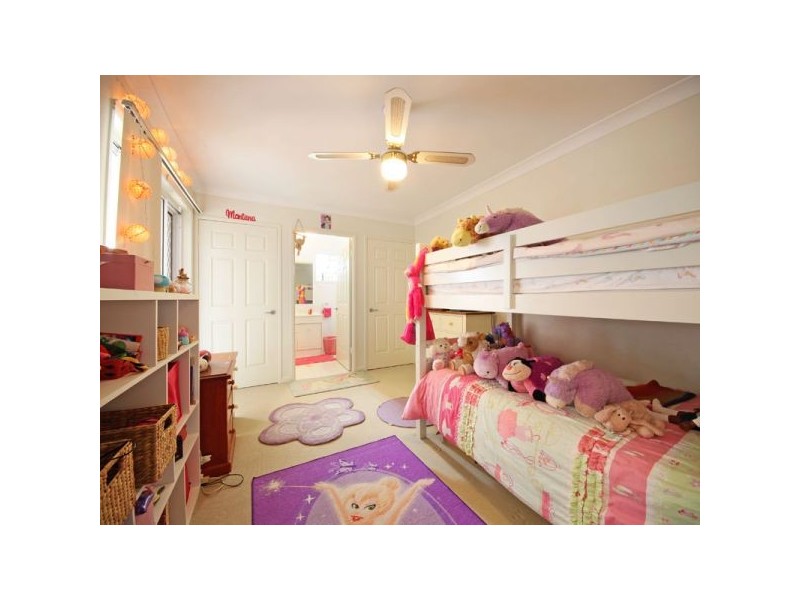 27 Cascade Street, Kippa-ring QLD 4021