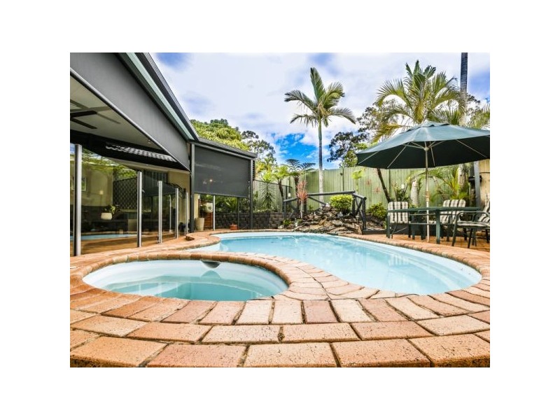 17 Tibouchina Court, Helensvale QLD 4212