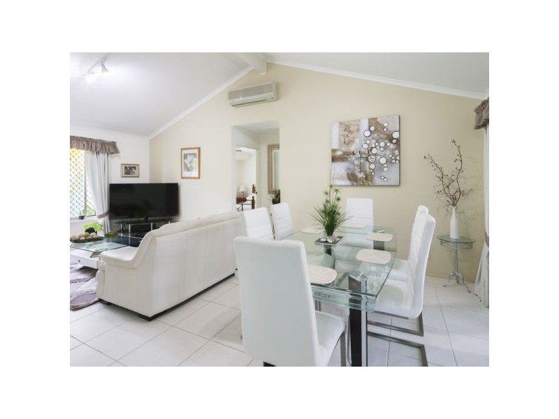 17 Tibouchina Court, Helensvale QLD 4212