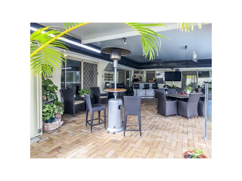 17 Tibouchina Court, Helensvale QLD 4212