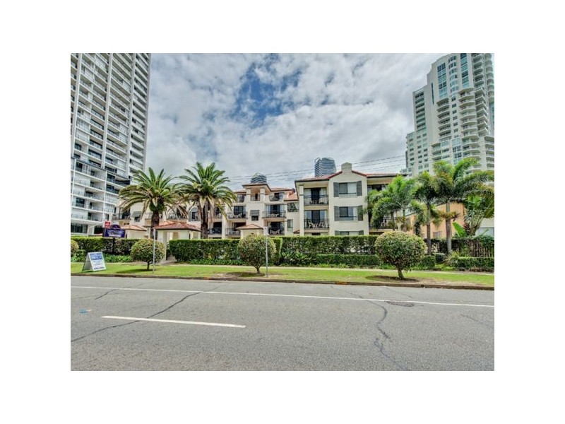 24/9-13 Margaret Avenue, Broadbeach QLD 4218