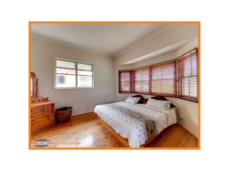 55 Clayton Street, Sandgate QLD 4017