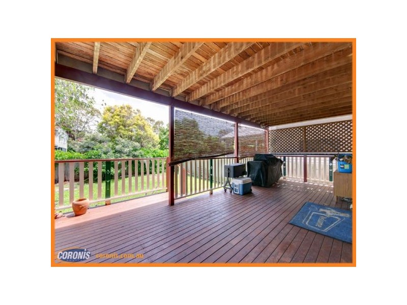 55 Clayton Street, Sandgate QLD 4017