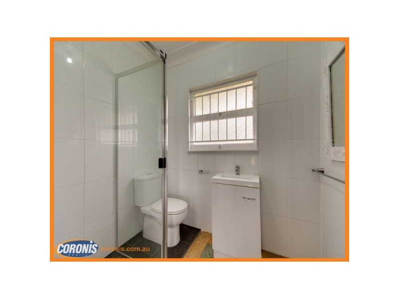 3 Wilgarning Street, Stafford Heights QLD 4053