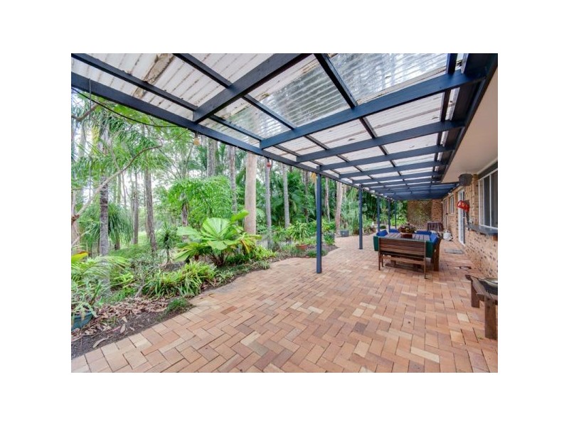8 Spotted Gum Lane, Cashmere QLD 4500