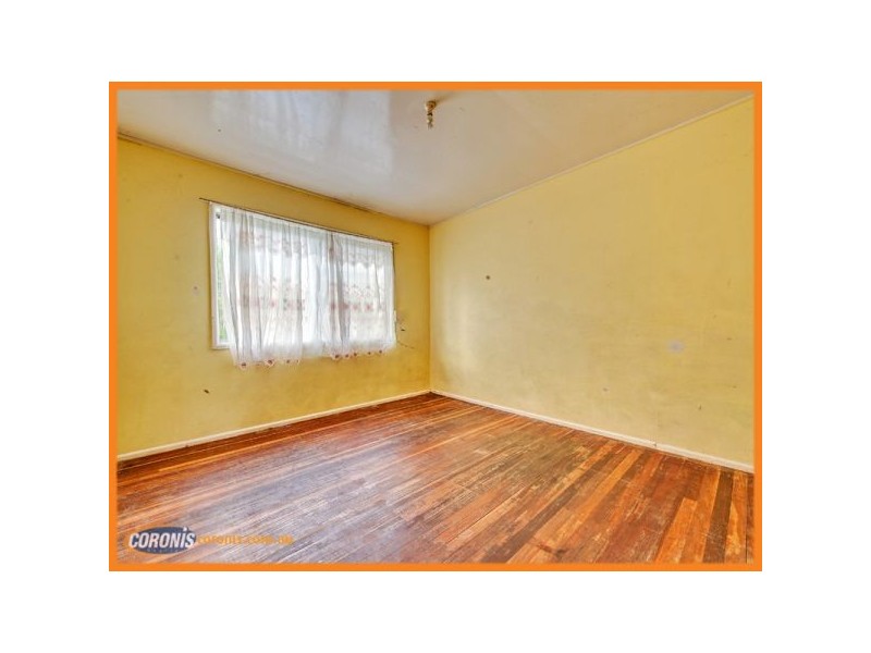 12 Caesar Street, Kingston QLD 4114