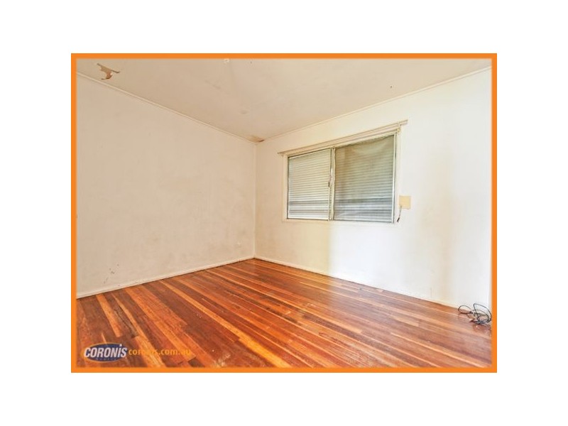 12 Caesar Street, Kingston QLD 4114