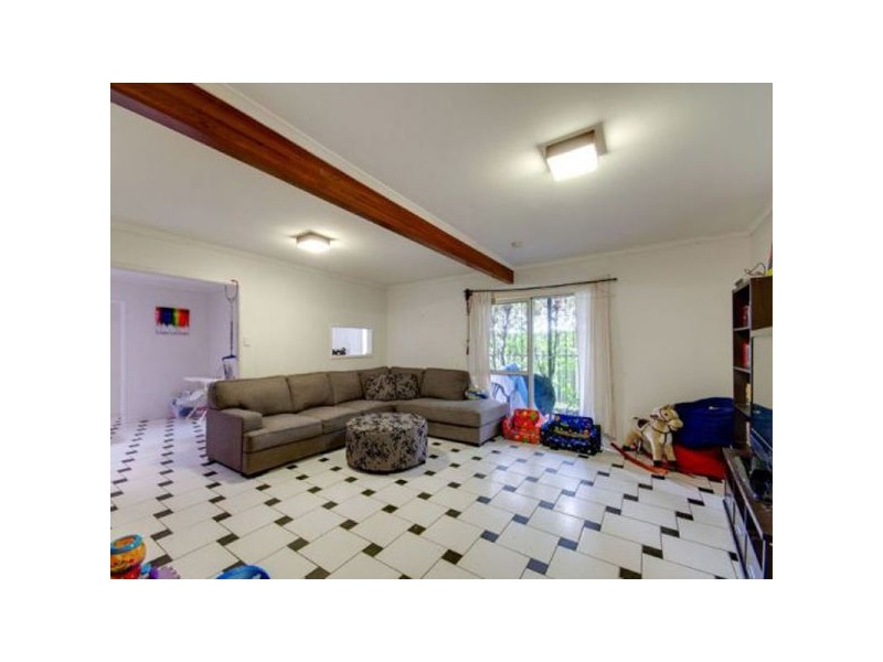 6 Spitfire Avenue, Strathpine QLD 4500