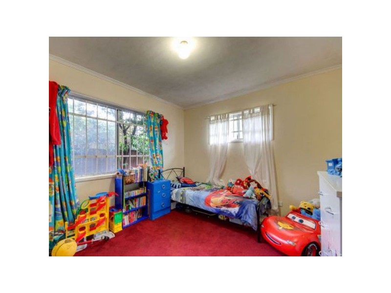 6 Spitfire Avenue, Strathpine QLD 4500
