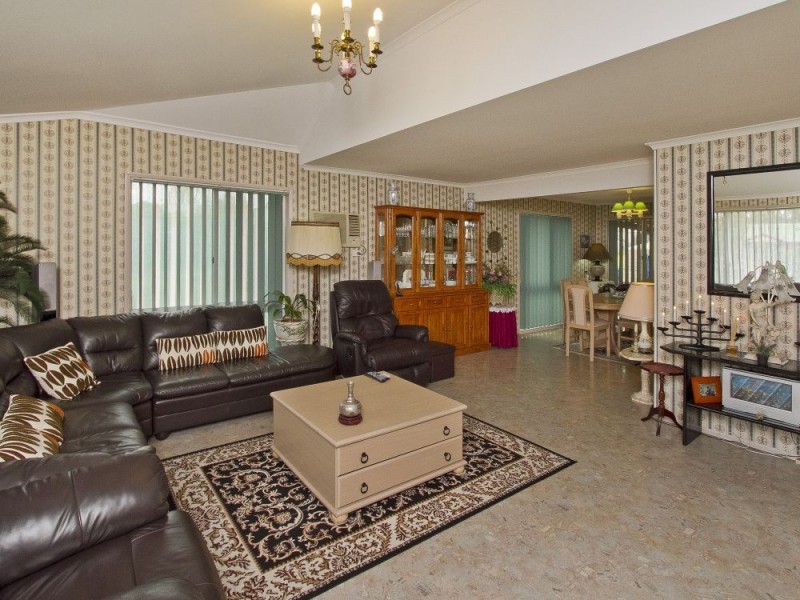 30-32 Amethyst Court, Caboolture QLD 4510