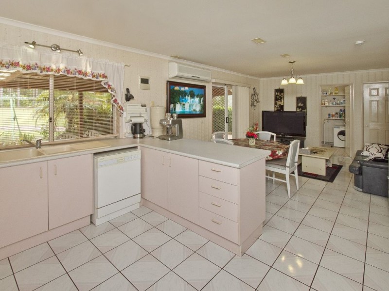 30-32 Amethyst Court, Caboolture QLD 4510