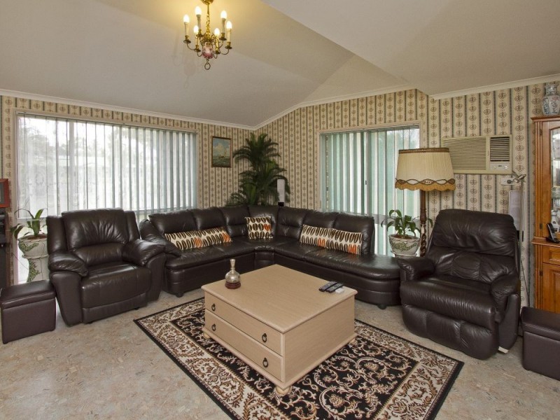 30-32 Amethyst Court, Caboolture QLD 4510