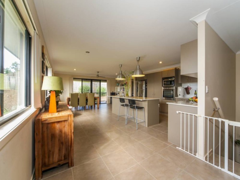 15 Richardson Crescent, Upper Coomera QLD 4209