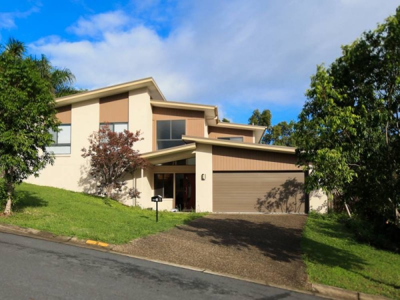 8 Maloney Crescent, Maudsland QLD 4210