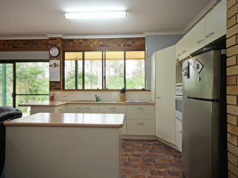 29 Roberts Road, Narangba QLD 4504