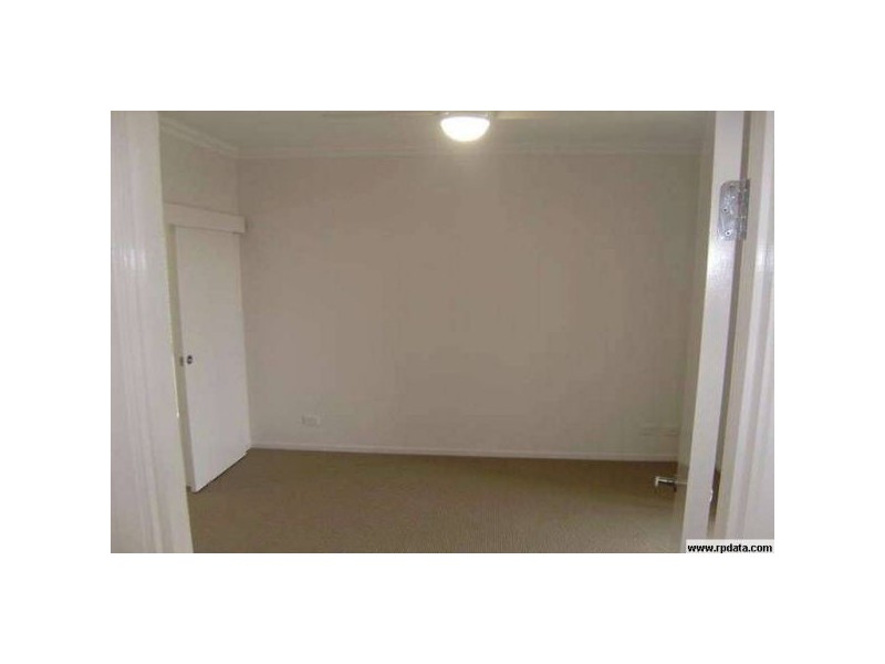 8 Tenzing Place,, Springfield Lakes QLD 4300