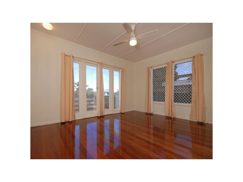 15 Spencer Street, Lawnton QLD 4501