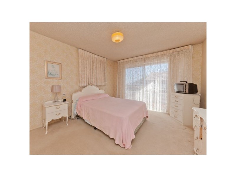 4/235 Cavendish Rd, Coorparoo QLD 4151