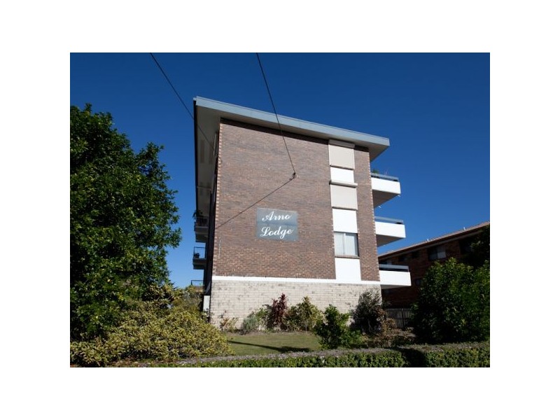 4/235 Cavendish Rd, Coorparoo QLD 4151