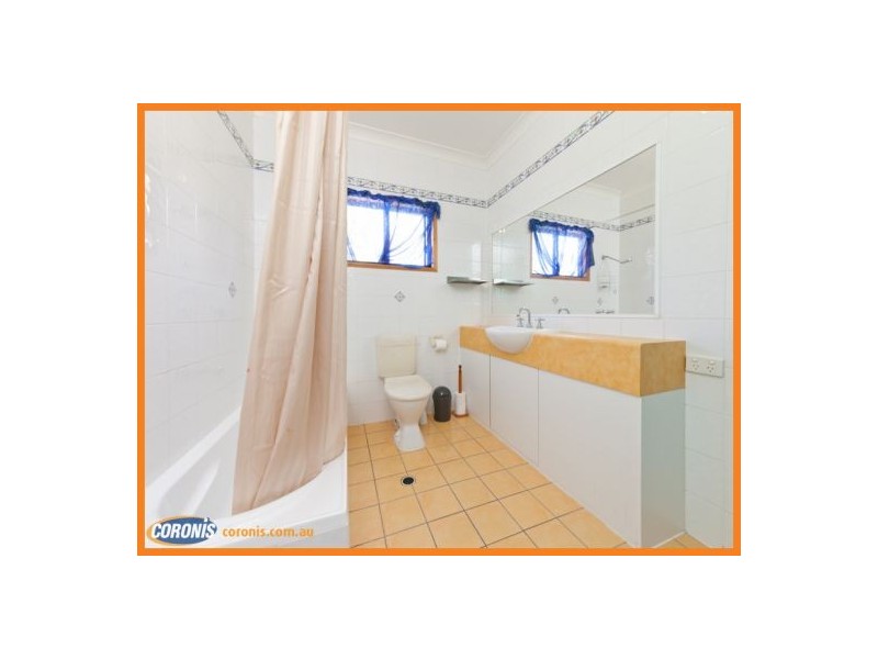 6 Pinehurst Court, Karana Downs QLD 4306