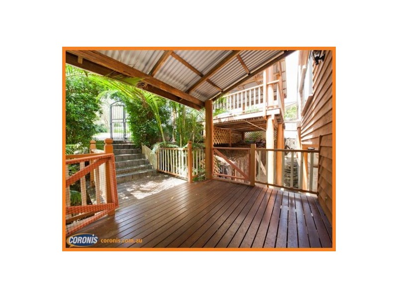 6 Pinehurst Court, Karana Downs QLD 4306