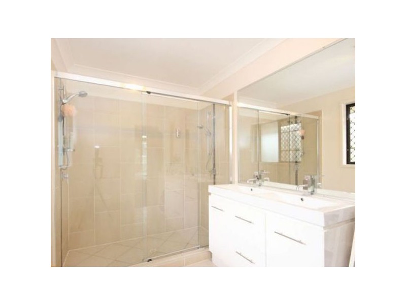 75 Tibrogagan, Narangba QLD 4504