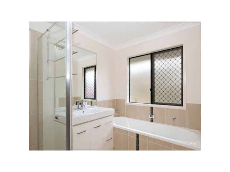 75 Tibrogagan, Narangba QLD 4504