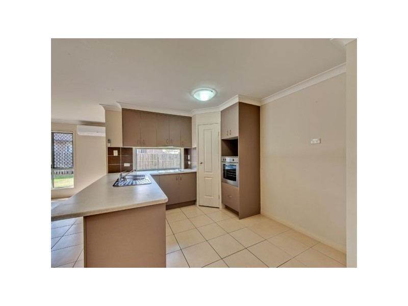 59 Cardena Drive, Augustine Heights QLD 4300