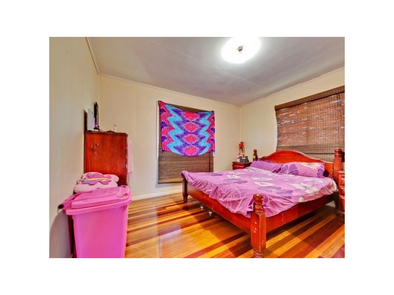 21 Pitt Street, Redland Bay QLD 4165