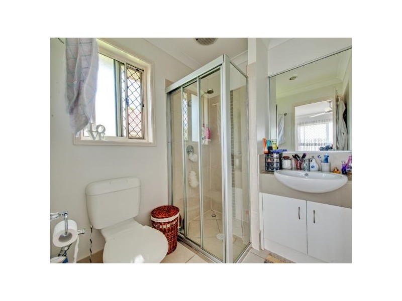 4 Star Ruby Link, Eagleby QLD 4207