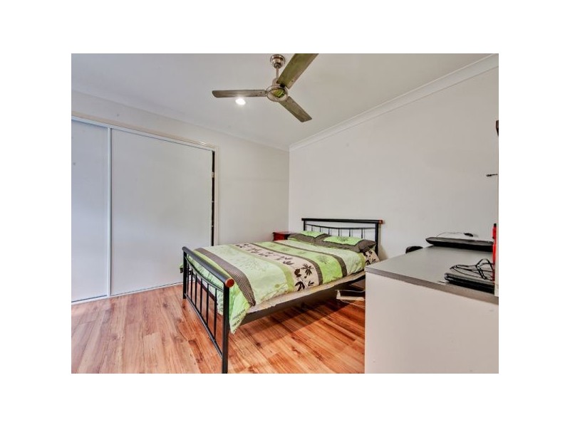 4 Star Ruby Link, Eagleby QLD 4207