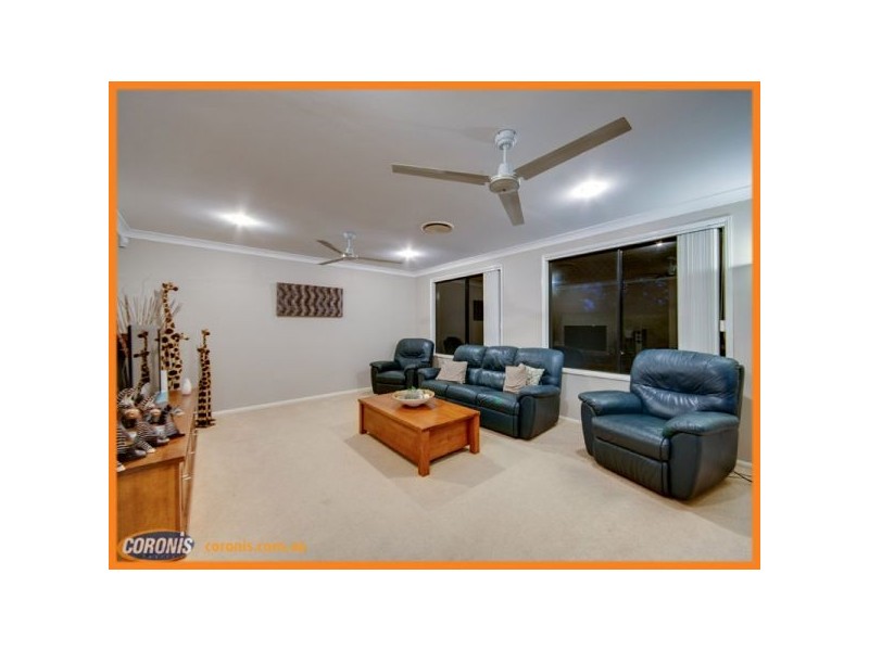 4 Sophora Court, Albany Creek QLD 4035