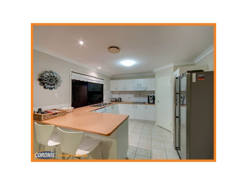 4 Sophora Court, Albany Creek QLD 4035