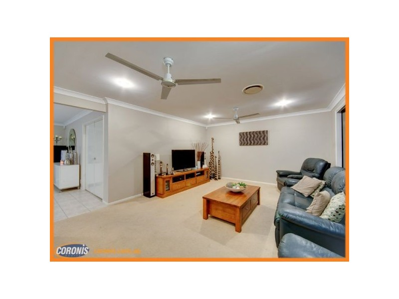 4 Sophora Court, Albany Creek QLD 4035