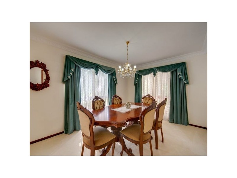 17 Sarow Drive, Warner QLD 4500