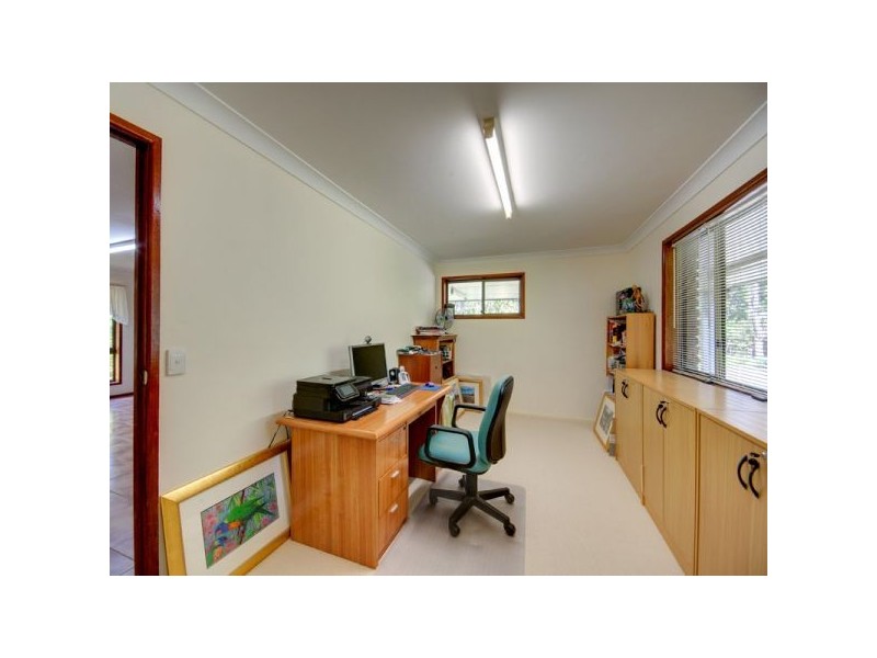 17 Sarow Drive, Warner QLD 4500