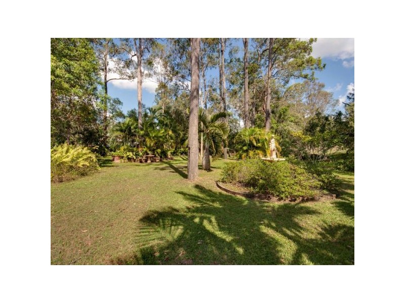 17 Sarow Drive, Warner QLD 4500