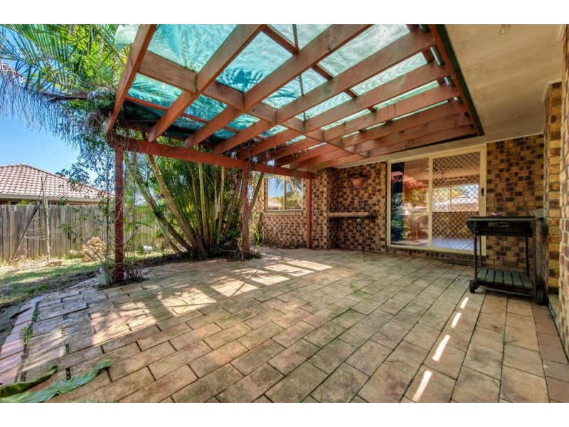 17 Ravenswood Lane, Springfield QLD 4300