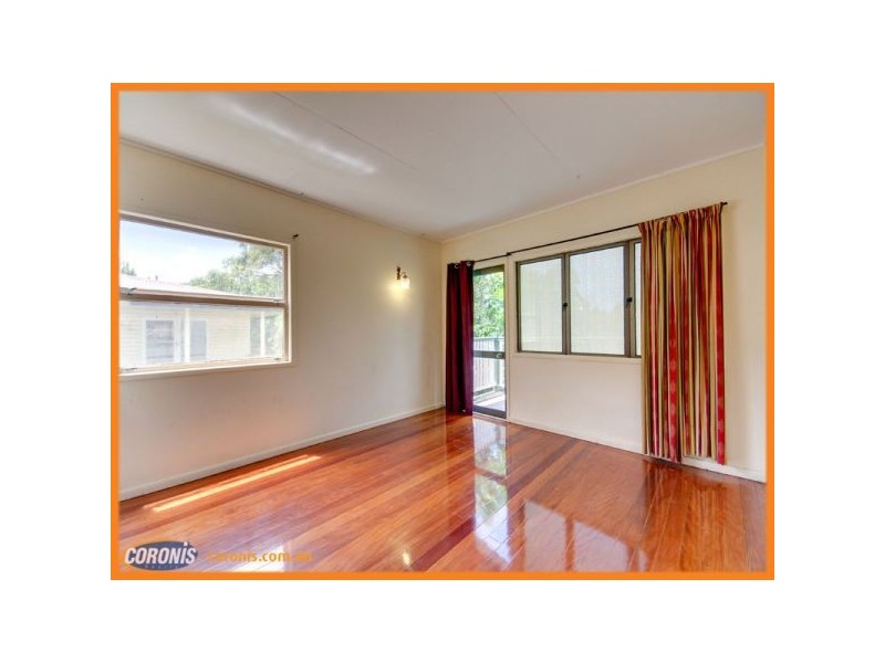 12 Rutherford Street, Stafford Heights QLD 4053