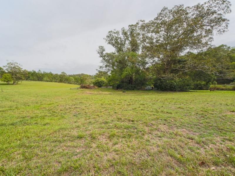 202 Baileys Mountain Road, Upper Coomera QLD 4209