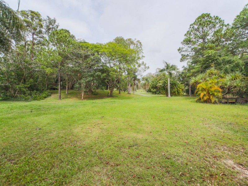 202 Baileys Mountain Road, Upper Coomera QLD 4209