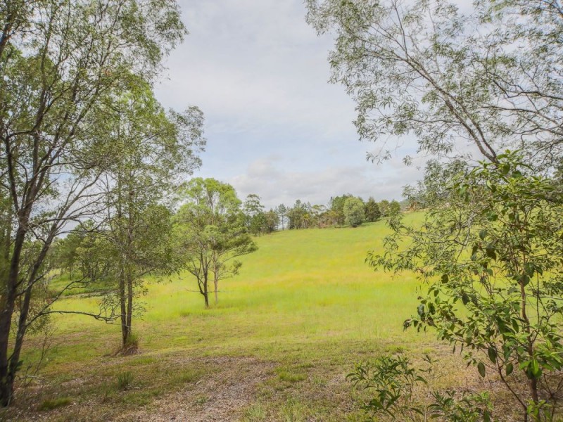 202 Baileys Mountain Road, Upper Coomera QLD 4209