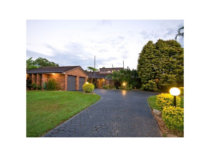 31 Branch Creek Road, Clear Mountain QLD 4500