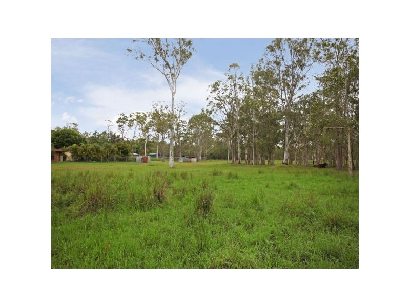 85 Clark Road, Morayfield QLD 4506