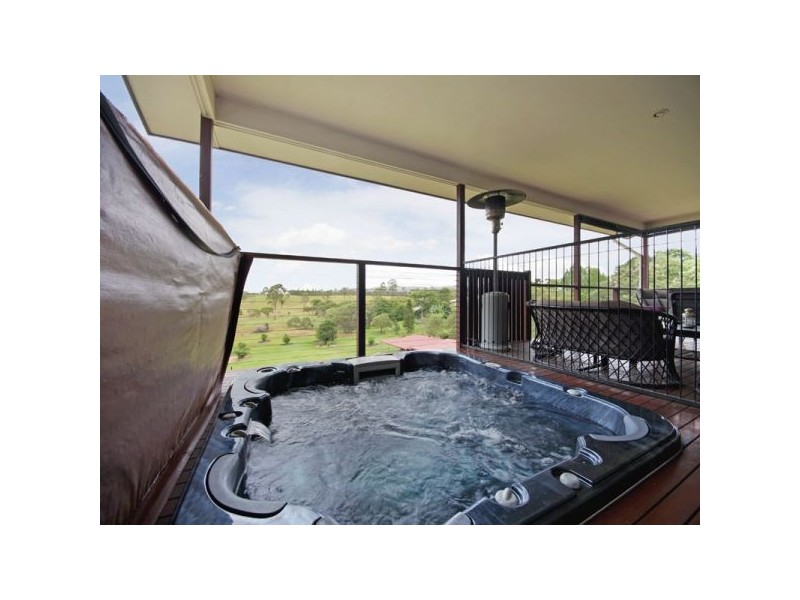 1-3 Forest Hills Drive, Morayfield QLD 4506